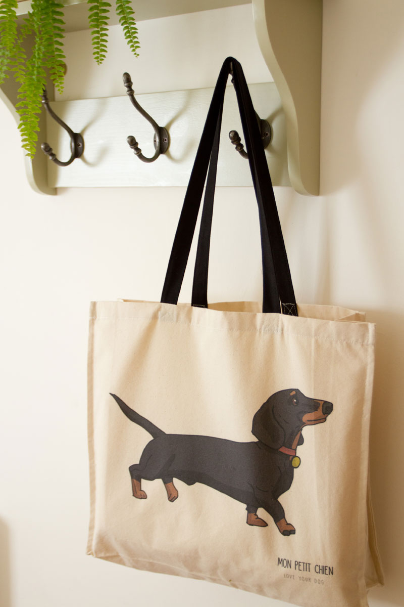 Dachshund tote bag by Mon Petit Chien